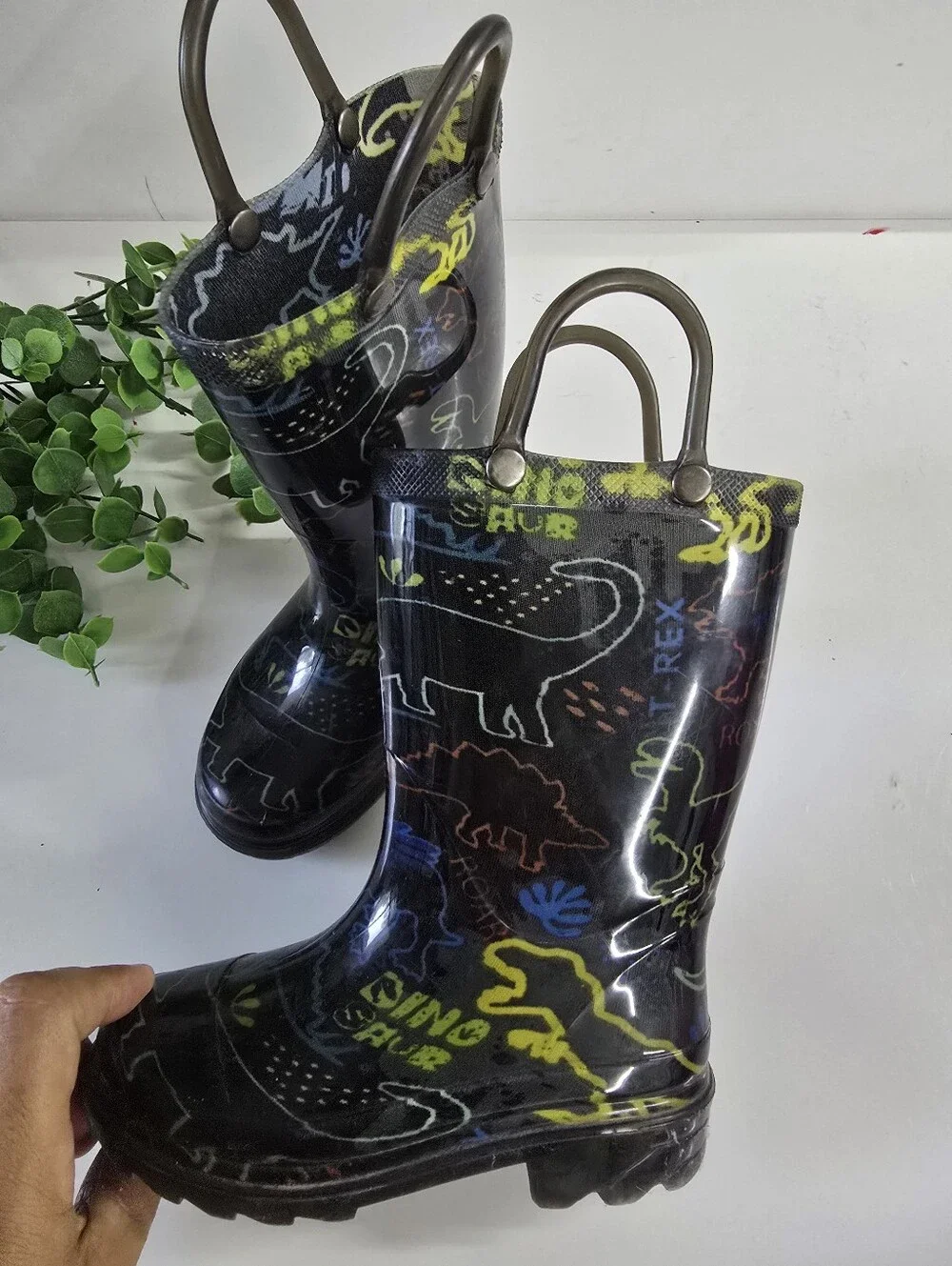 5/$25 K I D S:: Dinosaur Rubber Rain Boots
